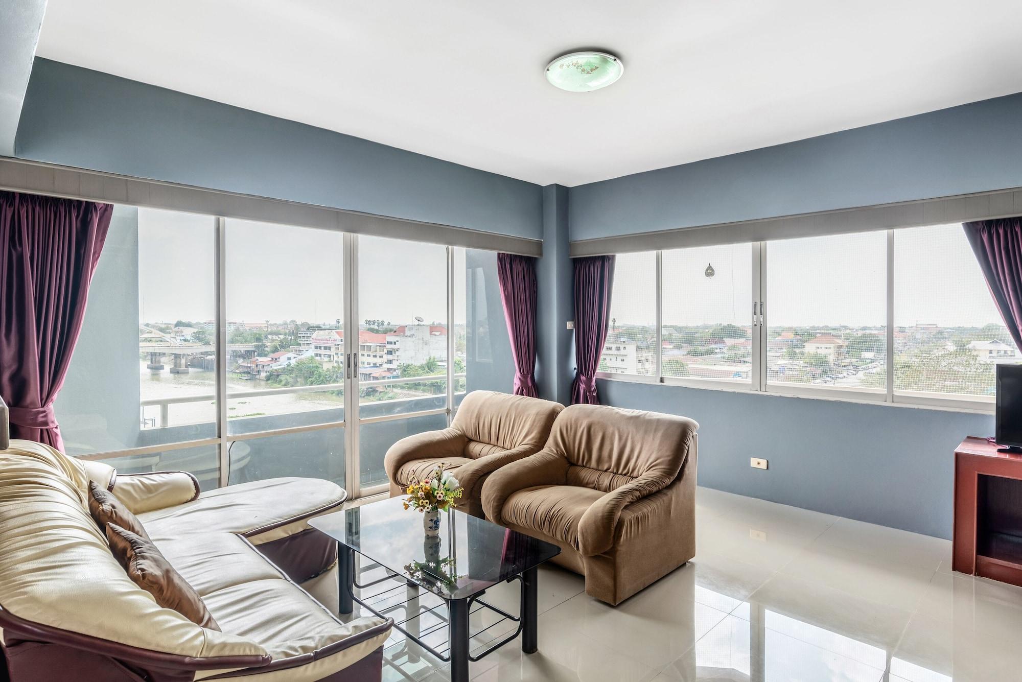 Ayothaya Riverside Hotel Аюттхая Екстер'єр фото