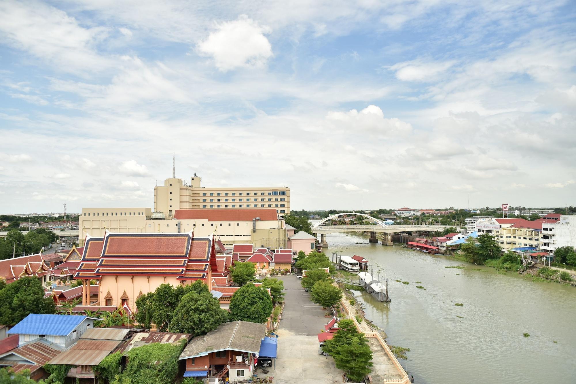 Ayothaya Riverside Hotel Аюттхая Екстер'єр фото