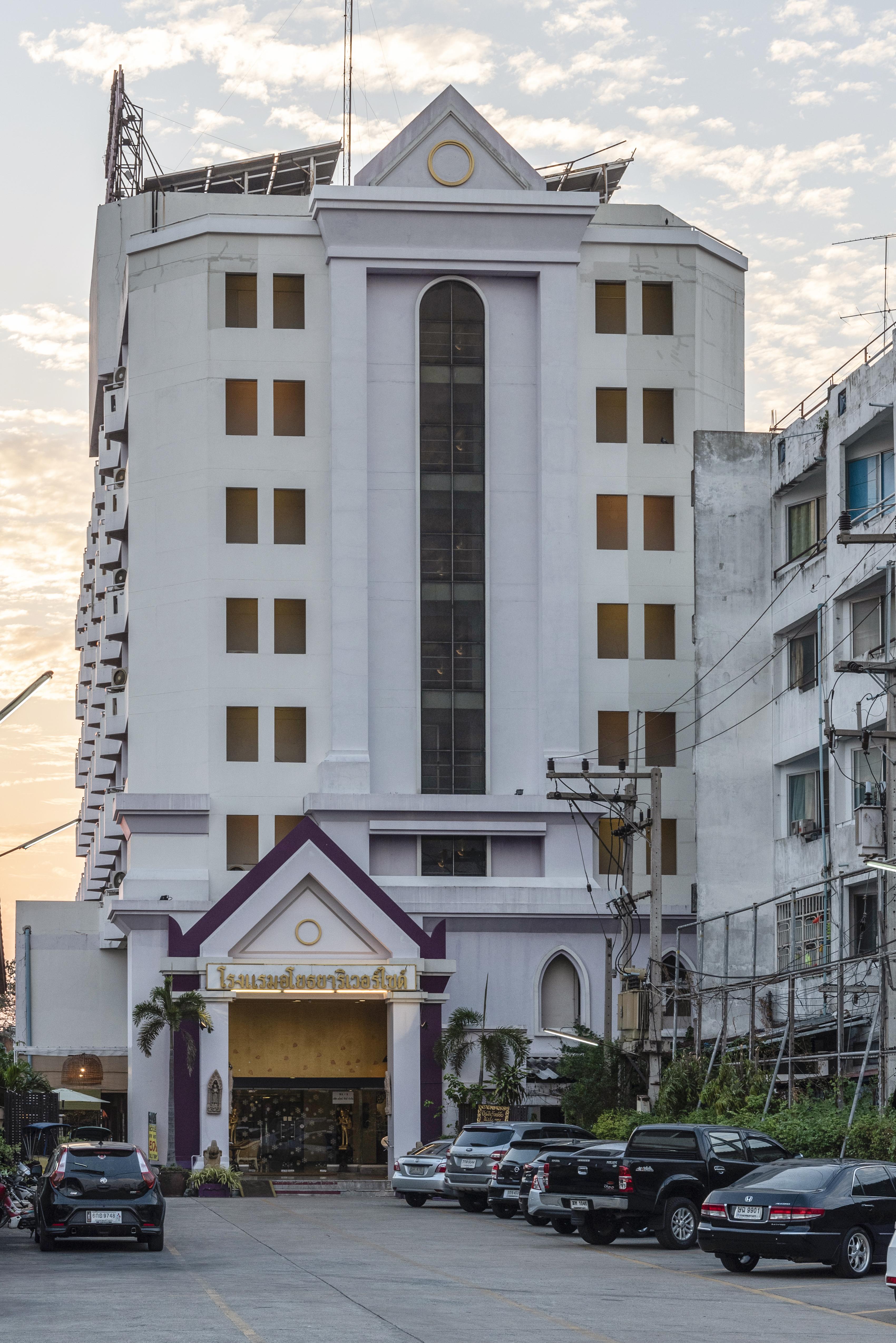 Ayothaya Riverside Hotel Аюттхая Екстер'єр фото