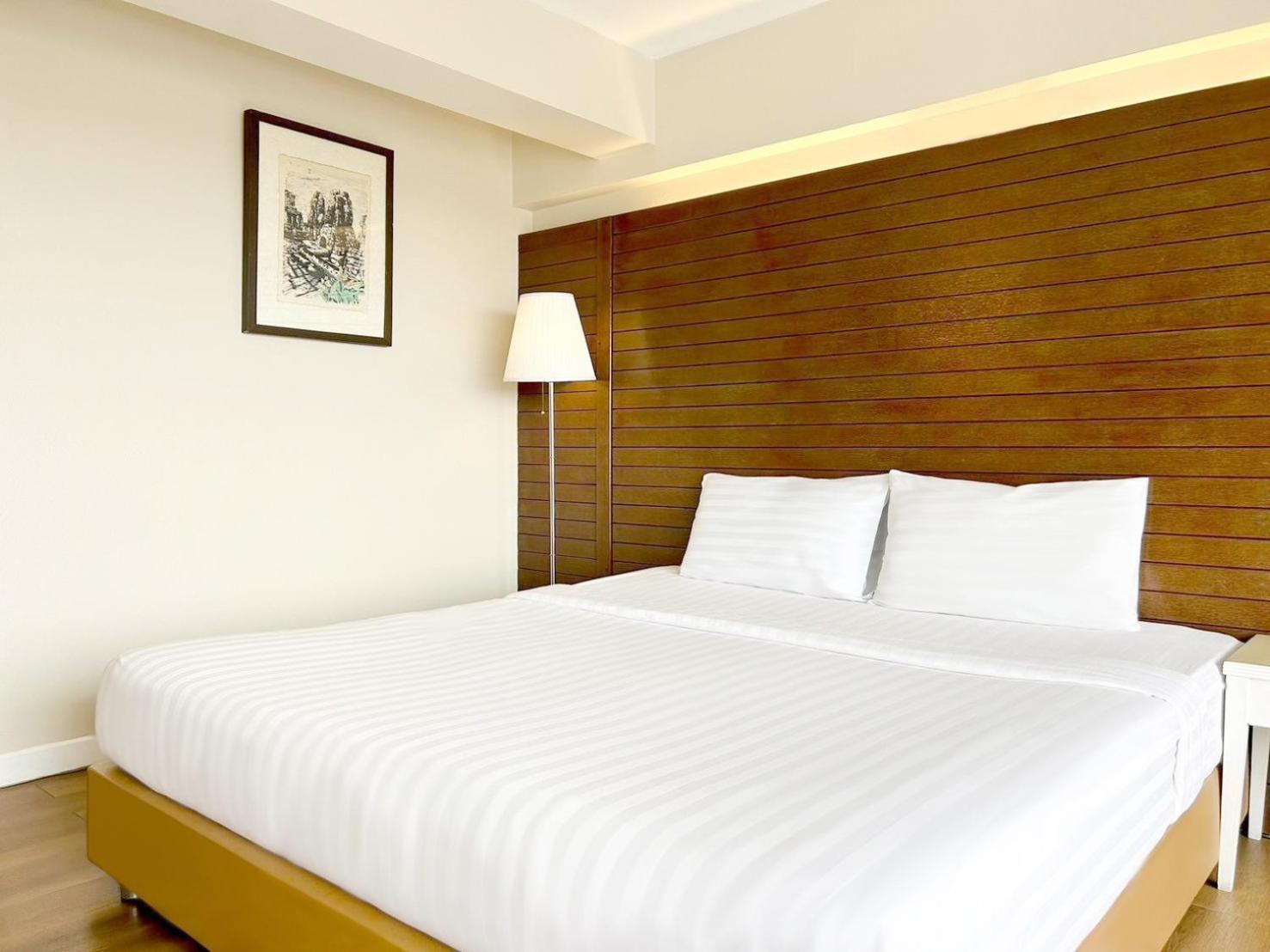 Ayothaya Riverside Hotel Аюттхая Екстер'єр фото